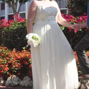 Wedding dress size and 16